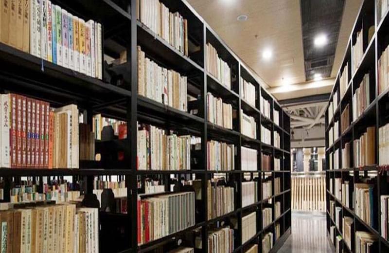 書架